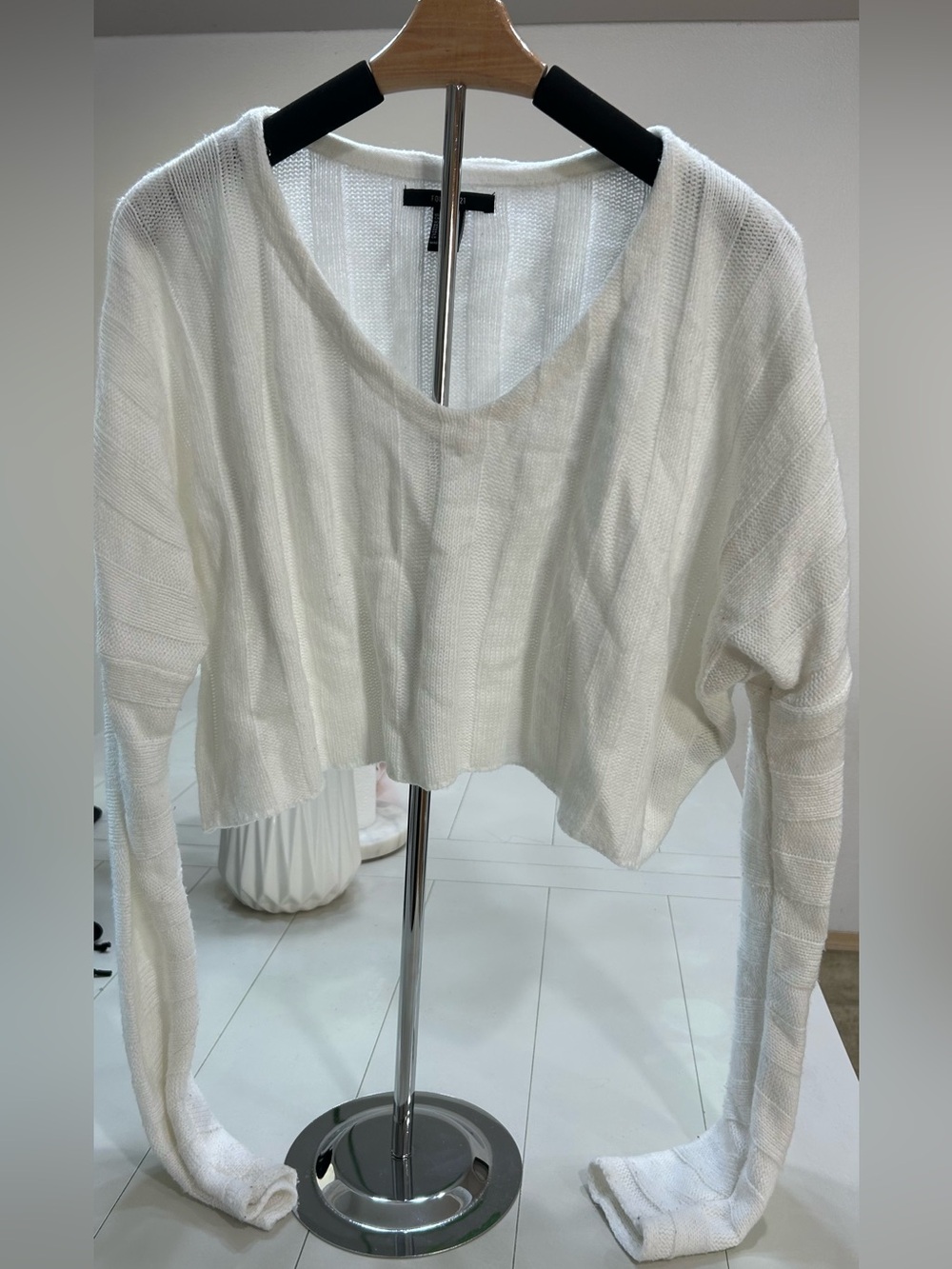 Forever 21 Cropped Lightweight Knit Sweater - Cream